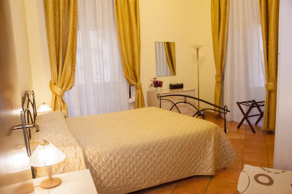 Hotel Residence Confalone Наполи Екстериор снимка
